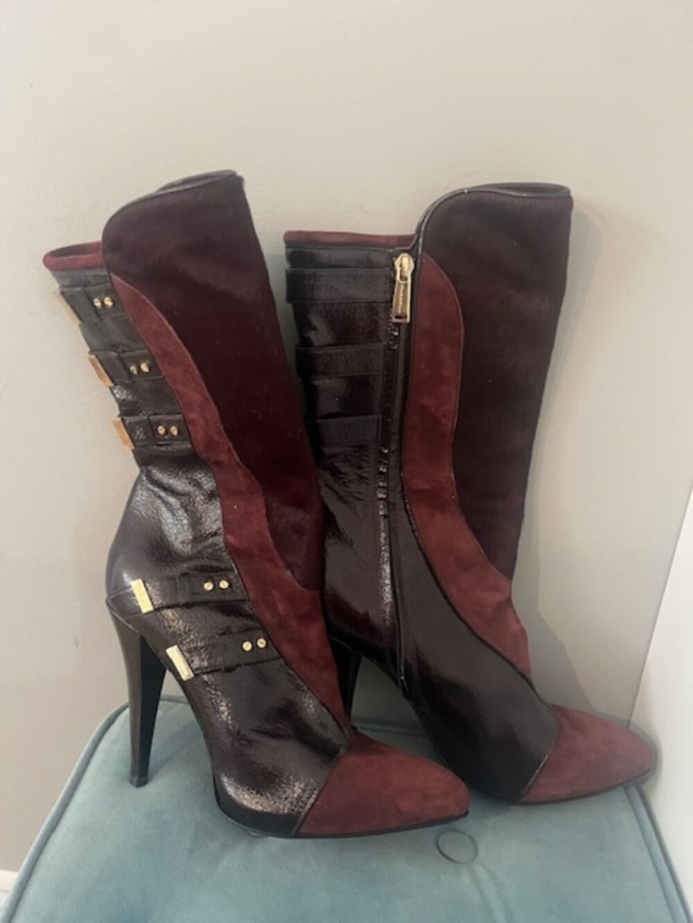 Fabulous Versace Made in Italy Burgundy Suede Leather Fur High Heel Boots 39 1/2